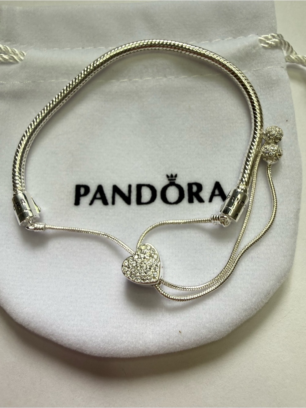 Pandora Moments Pavé Heart Clasp Snake Chain Slider Bracelet
Sterling silver